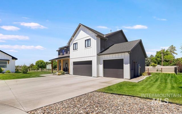 1541 Clear Creek Loop, Twin Falls, ID 83301