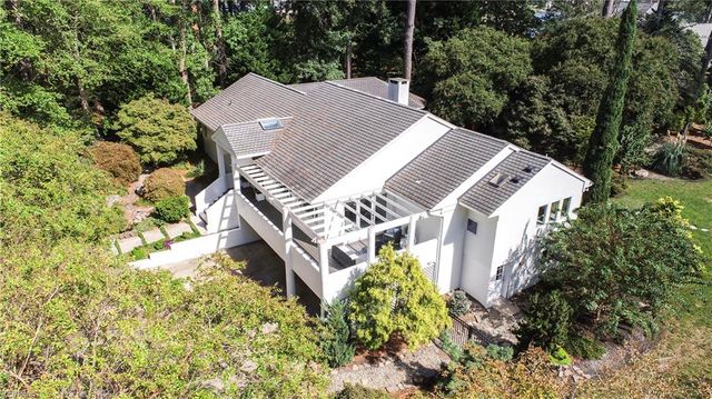 952 Oriole DR, Virginia Beach, VA 23451