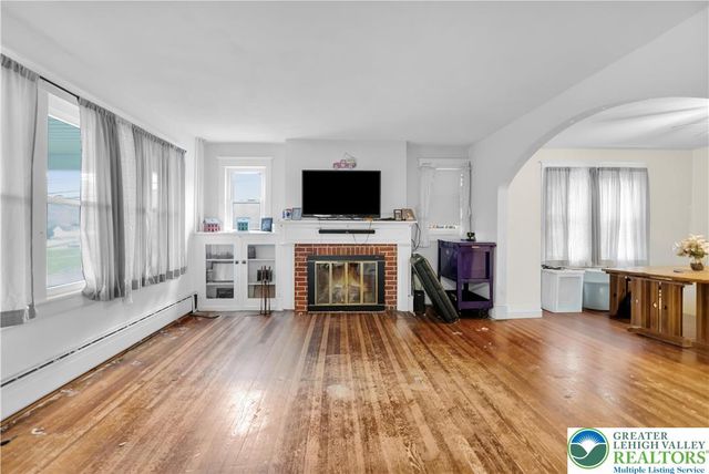 203 Columbia Avenue, Palmerton Boro, PA 18071