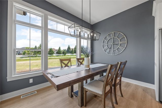 1000 Hampshire Circle, Marion, IA 52302