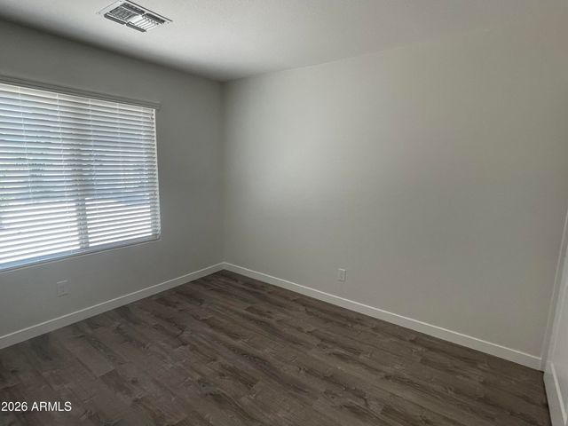 2920 E Michelle Drive, Phoenix, AZ 85032
