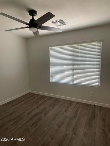 2920 E Michelle Drive, Phoenix, AZ 85032
