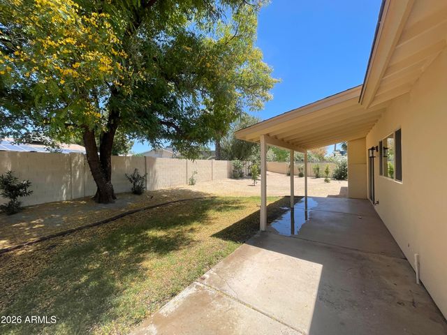 2920 E Michelle Drive, Phoenix, AZ 85032