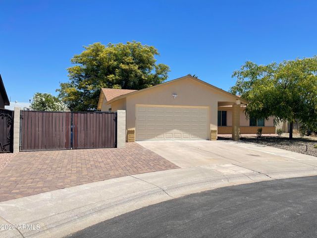 2920 E Michelle Drive, Phoenix, AZ 85032