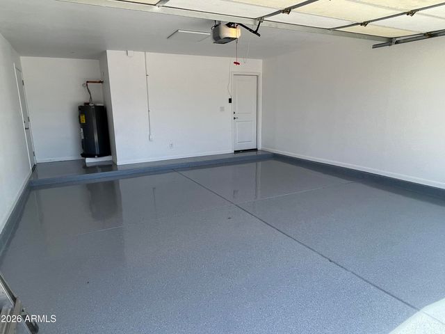 2920 E Michelle Drive, Phoenix, AZ 85032