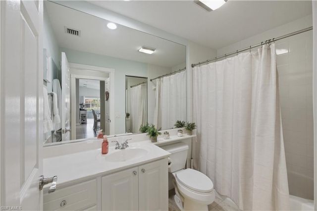 7615 Novara CT, Naples, FL 34114