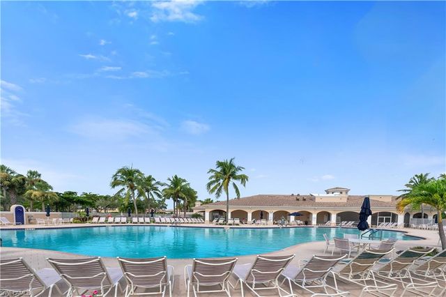 7615 Novara CT, Naples, FL 34114