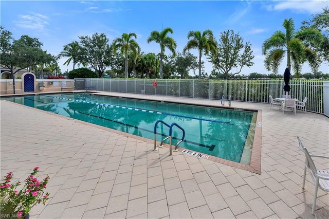 7615 Novara CT, Naples, FL 34114
