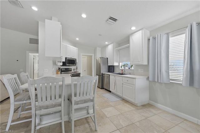 7615 Novara CT, Naples, FL 34114