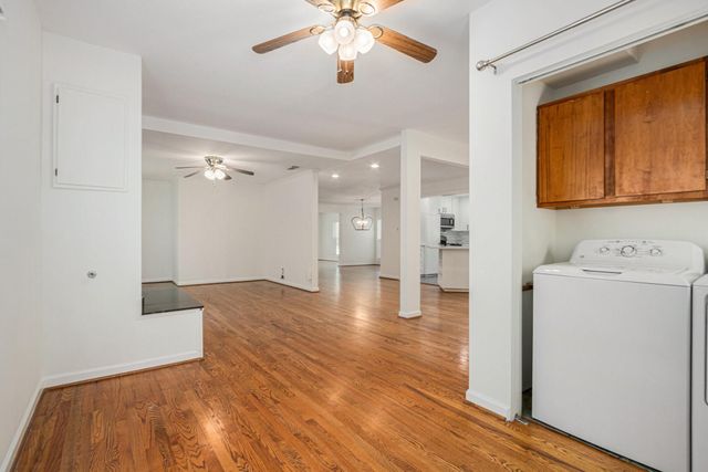 6601 Brompton Road, West University Place, TX 77005