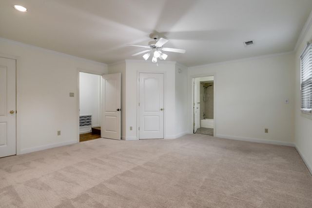 6601 Brompton Road, West University Place, TX 77005