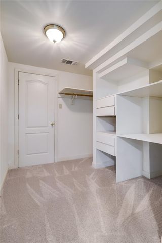 6601 Brompton Road, West University Place, TX 77005