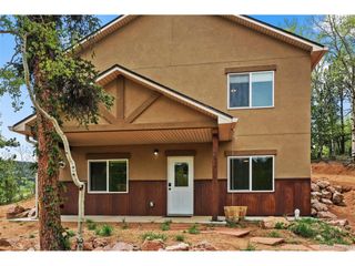 621 Yorktown Rd, Cripple Creek, CO 80813
