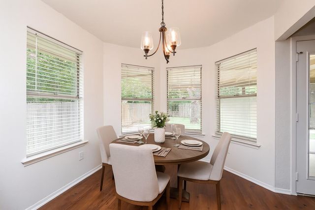 910 Garden View DR, Georgetown, TX 78628