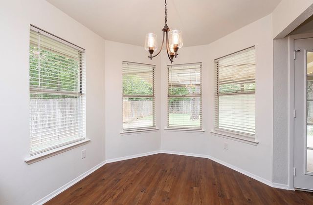 910 Garden View DR, Georgetown, TX 78628