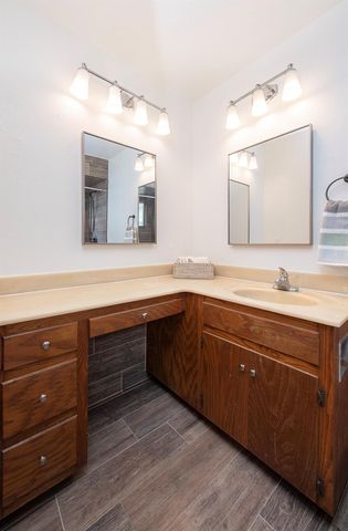 910 Garden View DR, Georgetown, TX 78628