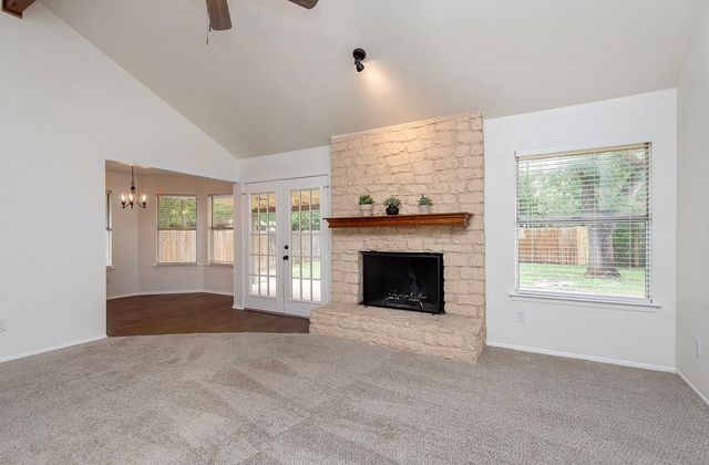910 Garden View DR, Georgetown, TX 78628