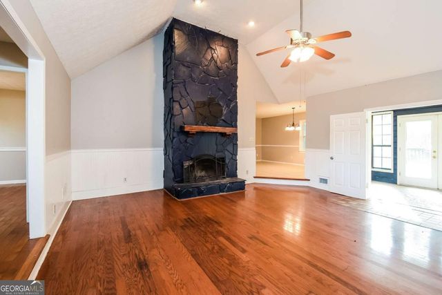 3305 Kelly Glen Court, Dacula, GA 30019