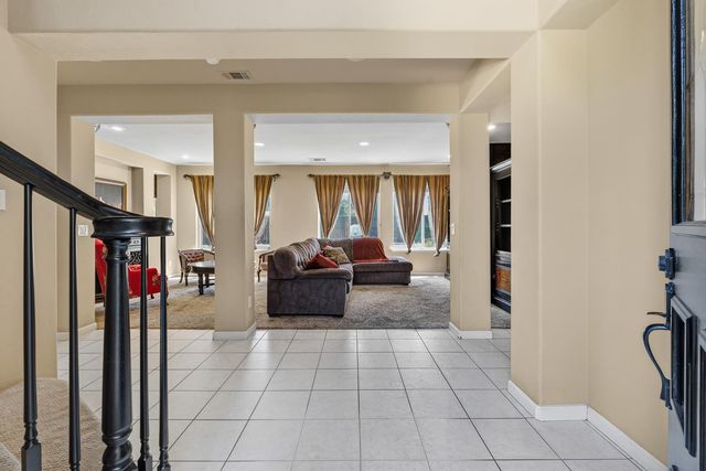 2110 Gerber Dr, Stockton, CA 95209