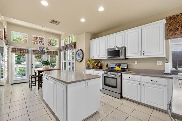 2110 Gerber Dr, Stockton, CA 95209