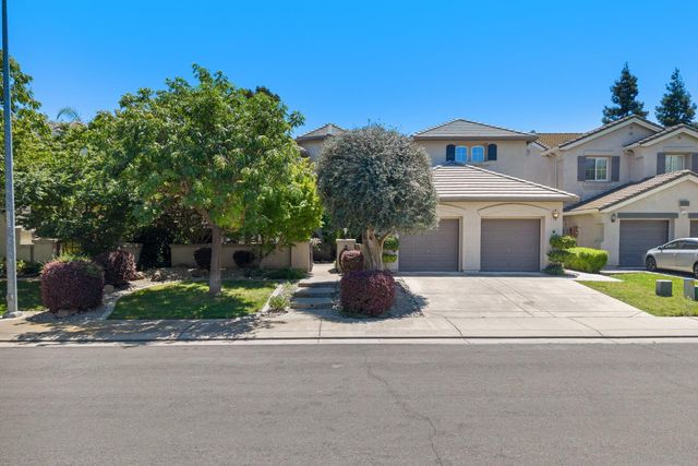 2110 Gerber Dr, Stockton, CA 95209