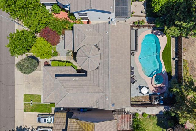 2110 Gerber Dr, Stockton, CA 95209