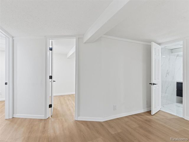 1544 Sheffield Road, Birmingham, MI 48009