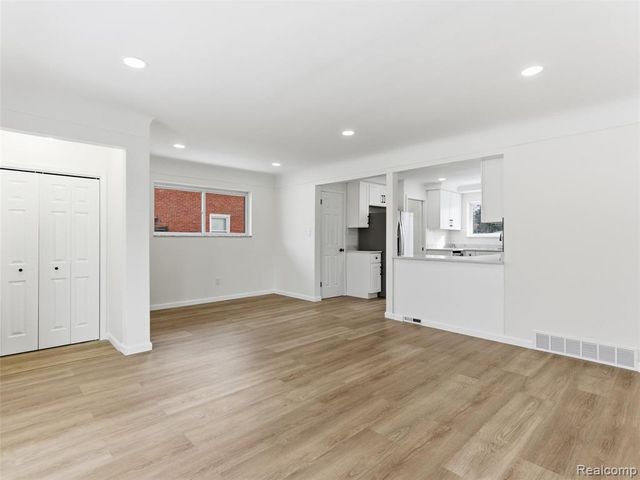 1544 Sheffield Road, Birmingham, MI 48009