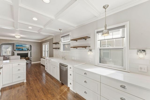 5120 15th Avenue S, Minneapolis, MN 55417