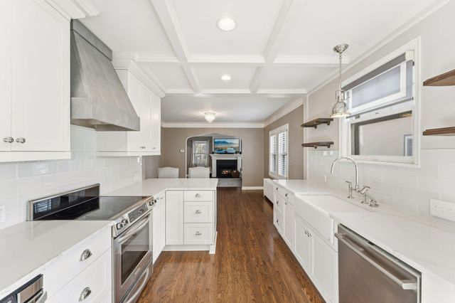 5120 15th Avenue S, Minneapolis, MN 55417