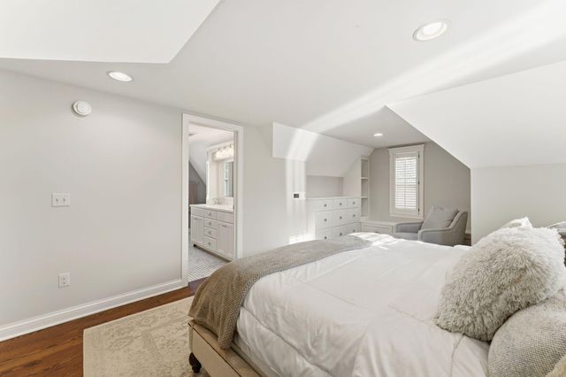 5120 15th Avenue S, Minneapolis, MN 55417