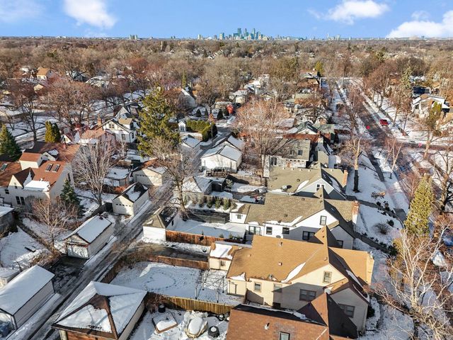 5120 15th Avenue S, Minneapolis, MN 55417