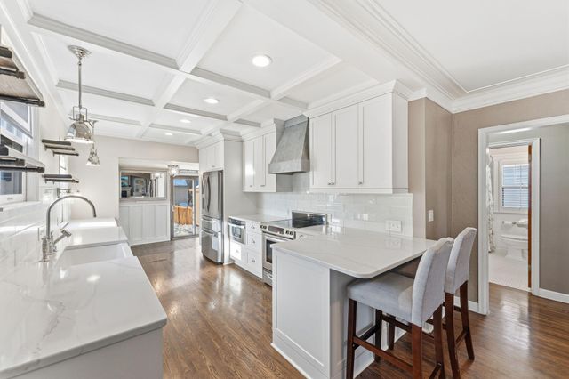 5120 15th Avenue S, Minneapolis, MN 55417