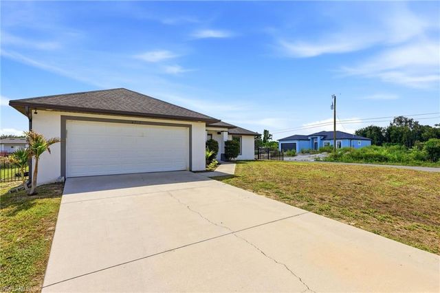 4705 Dora AVE S, Lehigh Acres, FL 33976