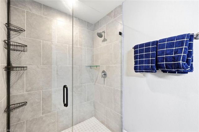 4705 Dora AVE S, Lehigh Acres, FL 33976
