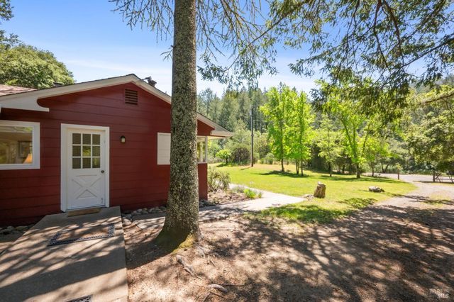 4100 Petrified Forest Rd, Calistoga, CA 94515