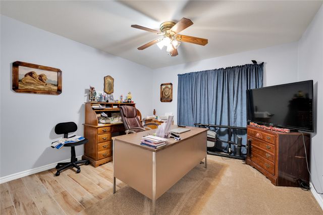 839 Walker Creek Road, Ennis, TX 75119