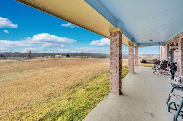 839 Walker Creek Road, Ennis, TX 75119