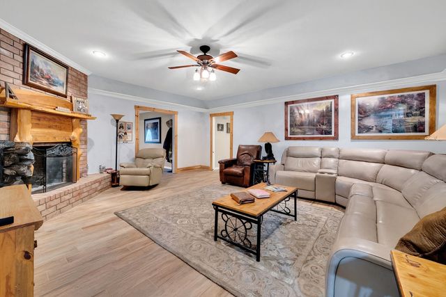 839 Walker Creek Road, Ennis, TX 75119