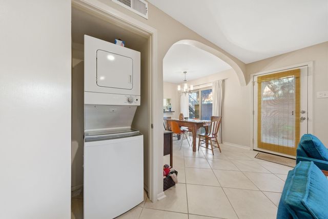 3924 W Alabama Street 1, Houston, TX 77027