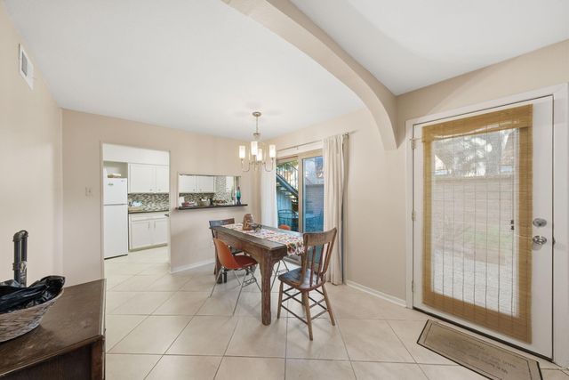 3924 W Alabama Street 1, Houston, TX 77027