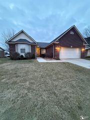 26656 Winslow Drive, Flat Rock, MI 48134