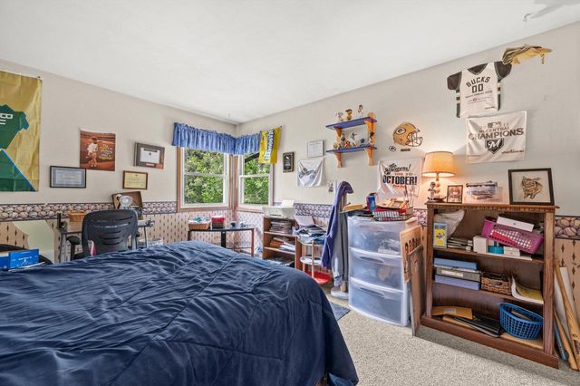 9224 N Fairy Chasm LANE, Brown Deer, WI 53223