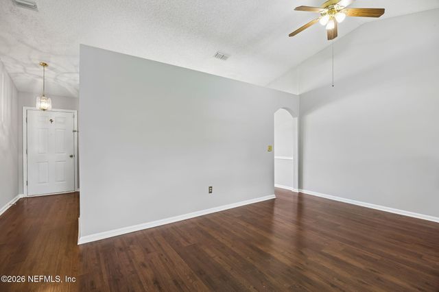 3277 AVALON Drive, Green Cove Springs, FL 32043