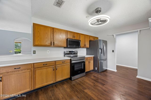 3277 AVALON Drive, Green Cove Springs, FL 32043