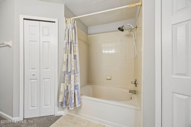 3277 AVALON Drive, Green Cove Springs, FL 32043