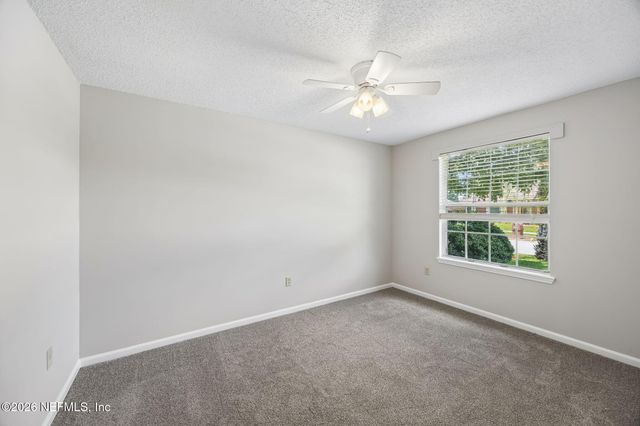 3277 AVALON Drive, Green Cove Springs, FL 32043