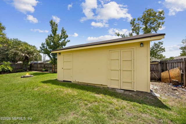 3277 AVALON Drive, Green Cove Springs, FL 32043