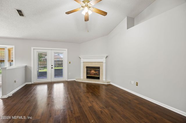 3277 AVALON Drive, Green Cove Springs, FL 32043