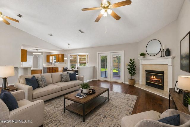 3277 AVALON Drive, Green Cove Springs, FL 32043